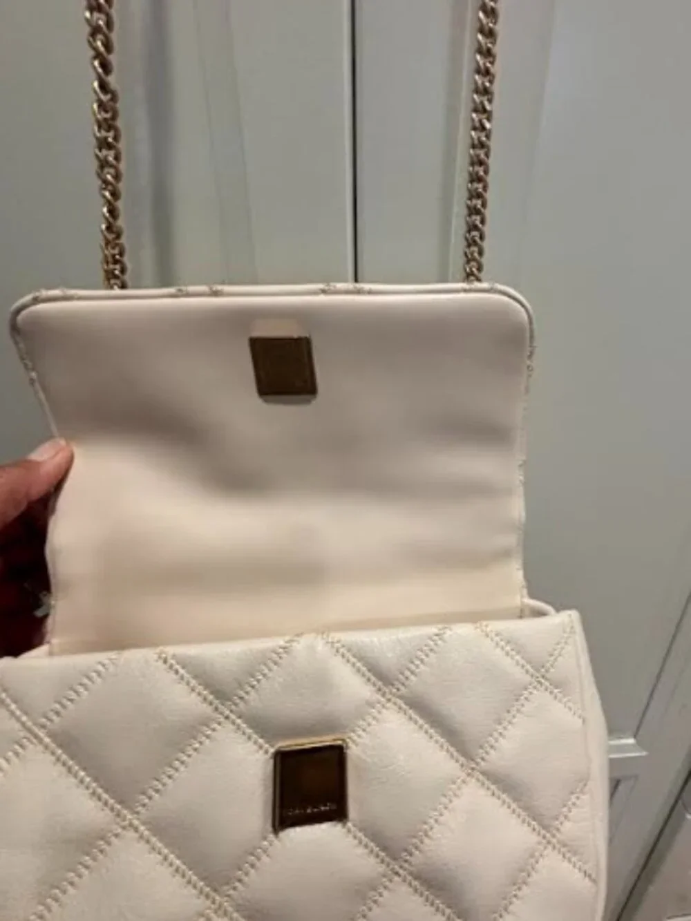 Tory Burch White Leather Quilted Shoulder Bag